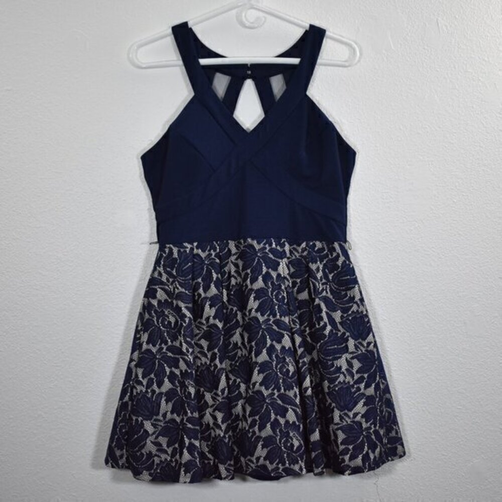 Crystal‎ Doll Dress Size 13 Gently Used Condition no holes or snags missing belt